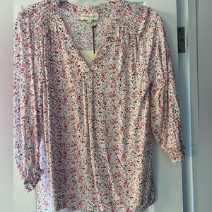 White long sleeve floral blouse